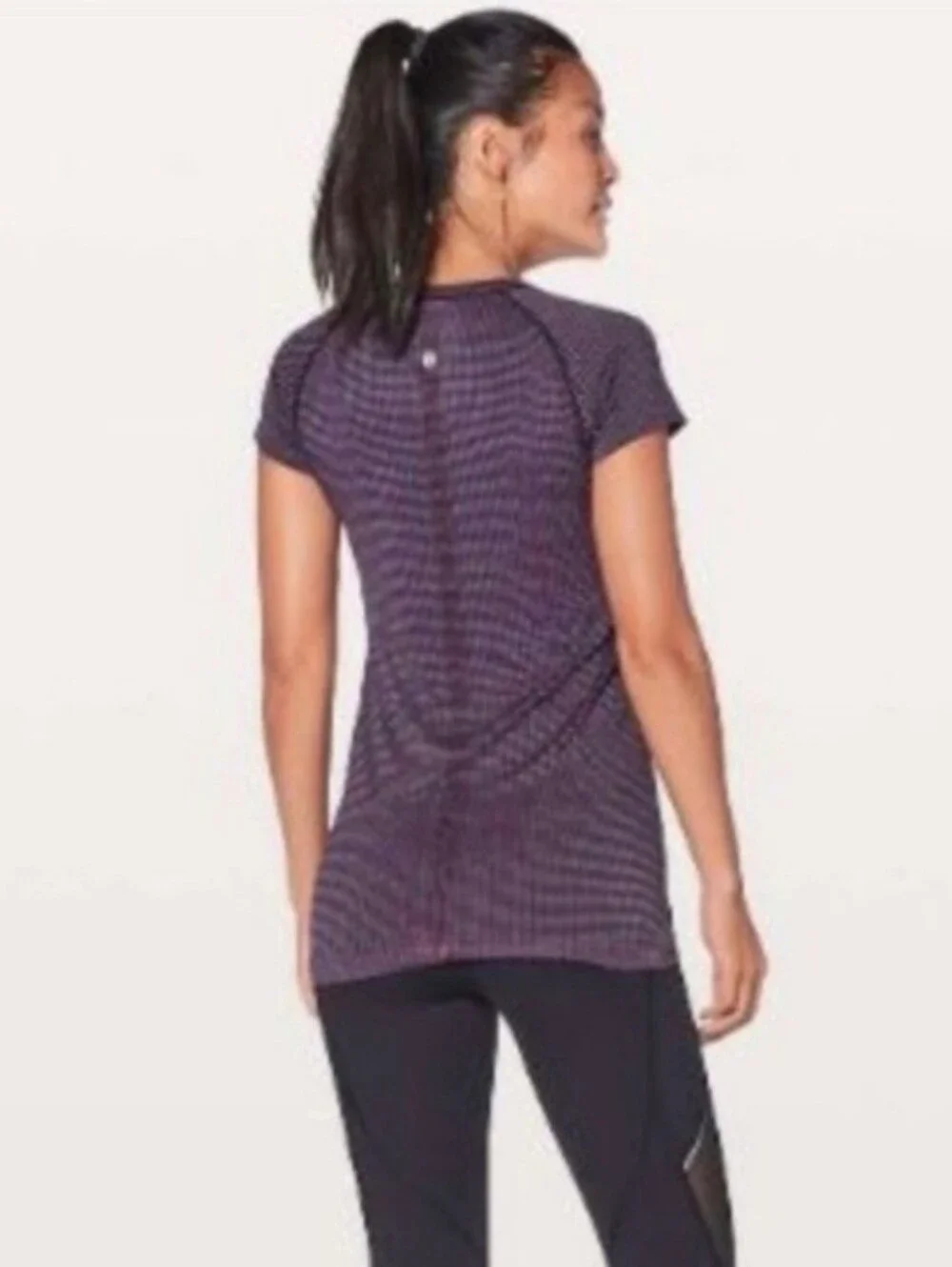 LULULEMON Swiftly Tech short sleeve crew tee size 4